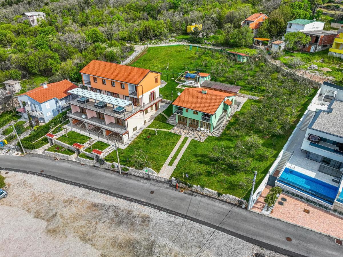 Apartments Francoise Криквеница Екстериор снимка