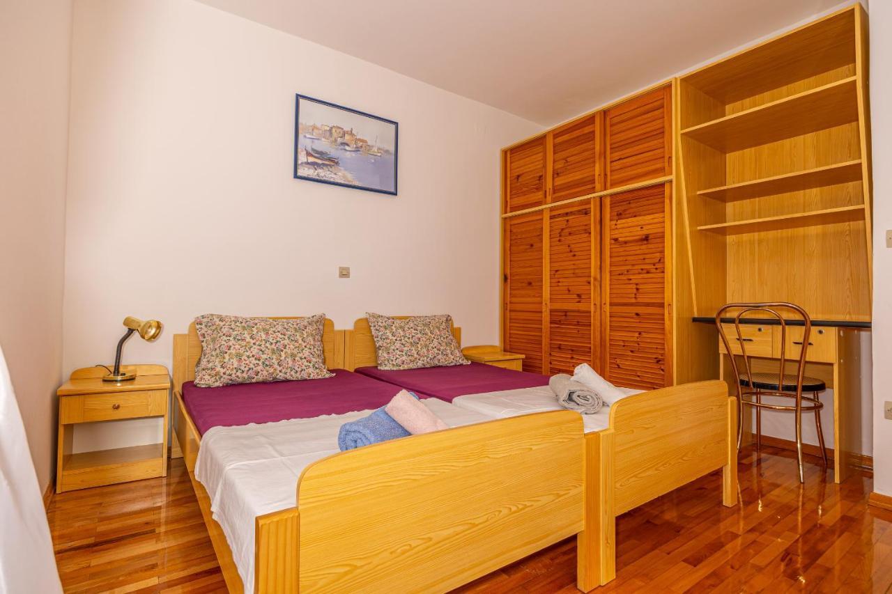 Apartments Francoise Криквеница Екстериор снимка