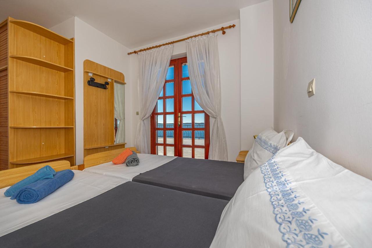 Apartments Francoise Криквеница Екстериор снимка